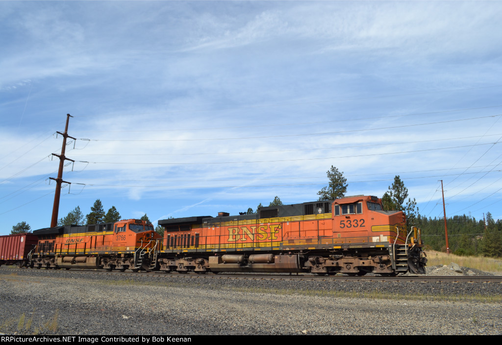 BNSF 5332